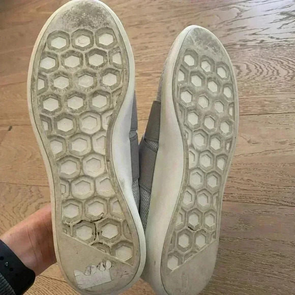 Vince Aston Slip-On Sneaker Grey Size 8 - Picture 5 of 6